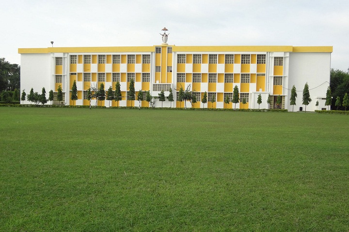 https://cache.careers360.mobi/media/colleges/social-media/media-gallery/13757/2018/11/29/Campus view of Sacred Heart Degree College Sitapur_Campus-View.jpg